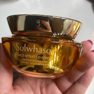 Sulwhasso concentrated ginseng renewing cream